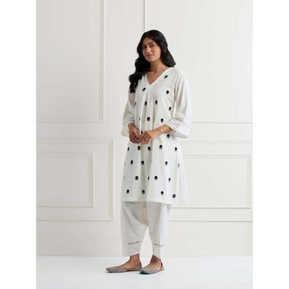 NEMAANI Off White Thread Embroidered Kurta with Salwar Pant (Set of 2)