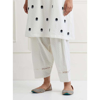 NEMAANI Off White Thread Embroidered Kurta with Salwar Pant (Set of 2)