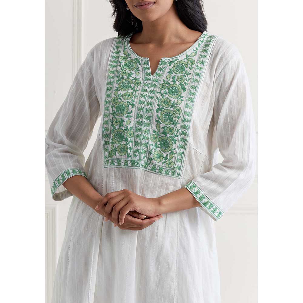 NEMAANI White Embroidered Kurta with Salwar Pant (Set of 2)