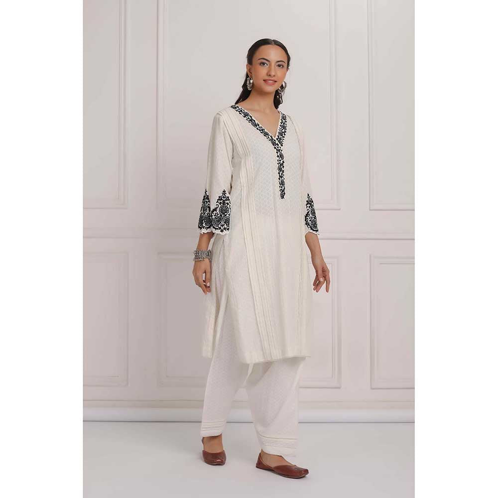 NEMAANI Black Embroidered Kurta with Salwar Pant (Set of 2)