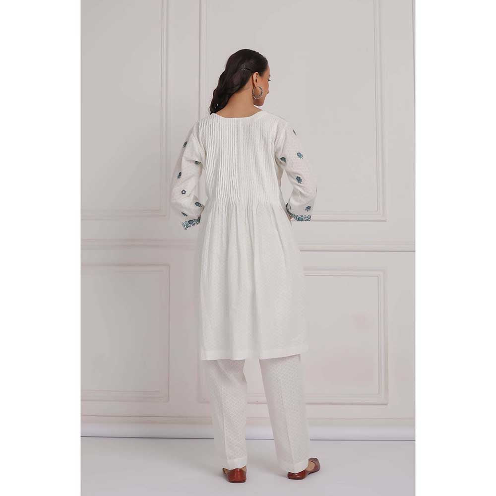NEMAANI Off White Embroidered Cotton Anarkali Kurta with Pant (Set of 2)