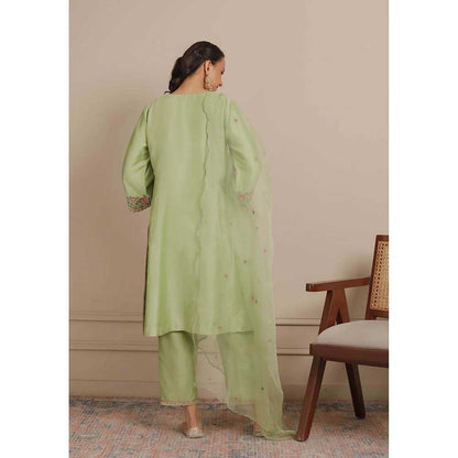 NEMAANI Green Kurta with Pant and Dupatta (Set of 3)