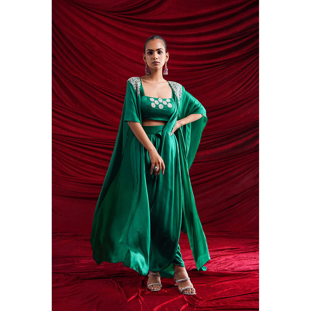 Nidhi Gupta Designs Green Siyash Pre- Drape Saree with Bralette and Cape