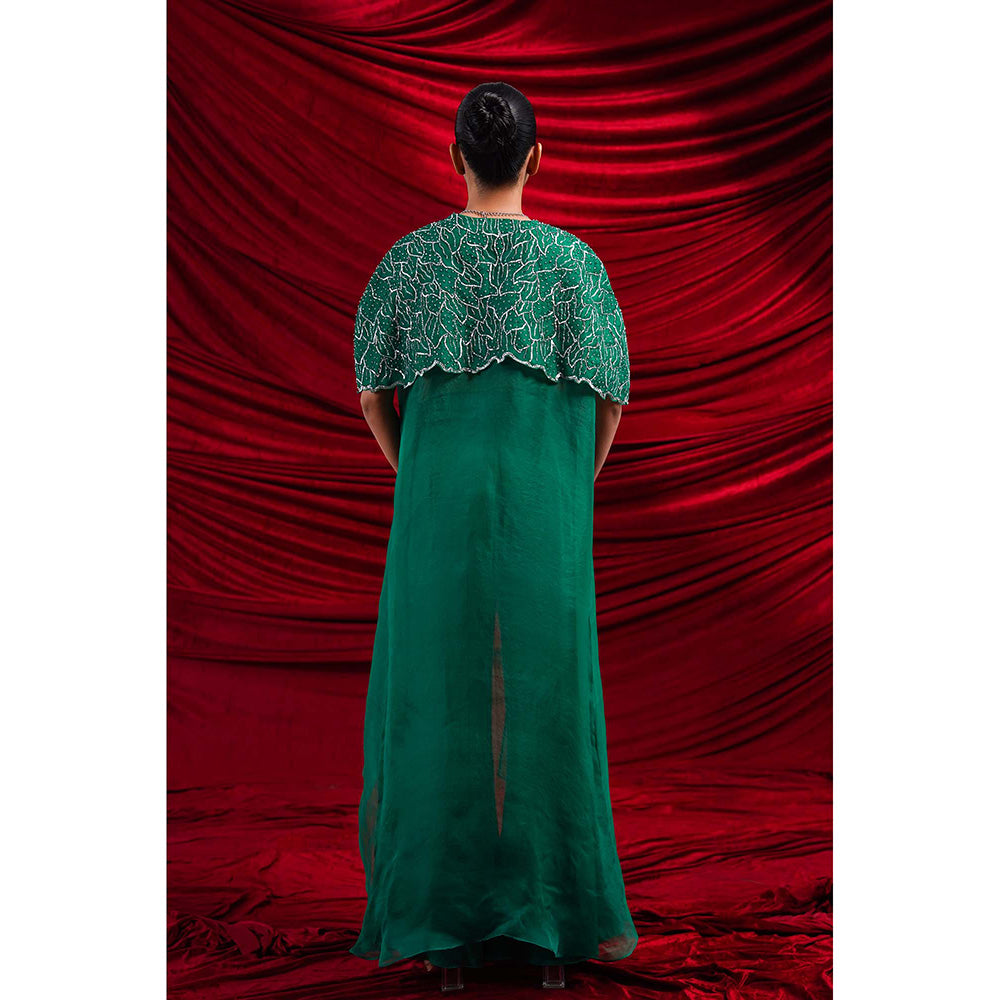 Nidhi Gupta Designs Green Rasa Cape with Bralette and Pant (Set of 3)