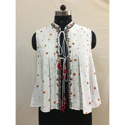 Nikasha Bulbul White Embroidered Box Pleated Jacket