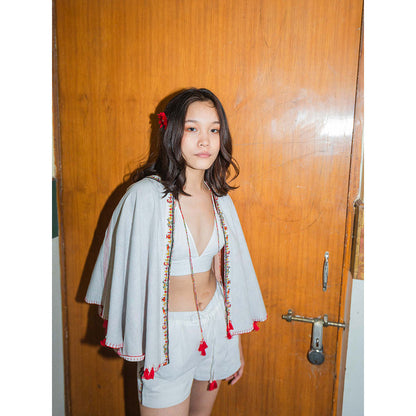 Nikasha Bulbul Embroidered Cape With Printed Lining