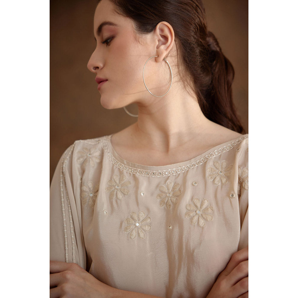 Nikasha Cream Hand Embroidered Kaftan (Set of 2)