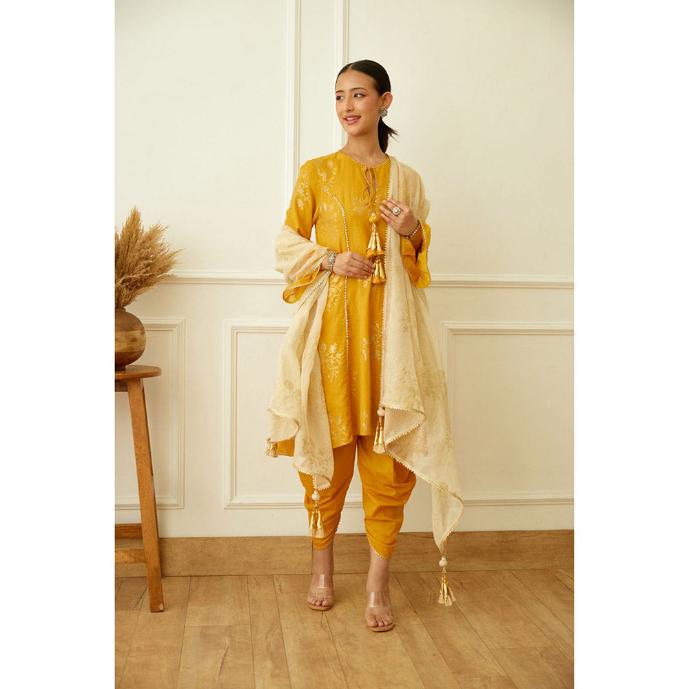 Nikasha Ochre Foil Dhoti (Set of 3)