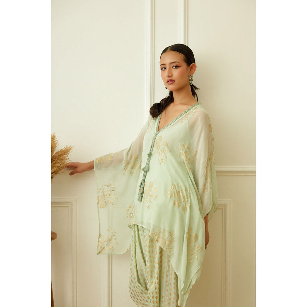 Nikasha Mint Foil Dhoti (Set of 2)