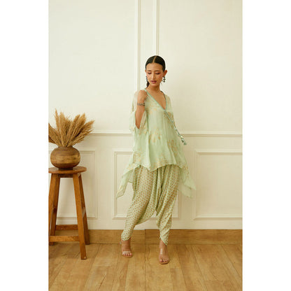 Nikasha Mint Foil Dhoti (Set of 2)