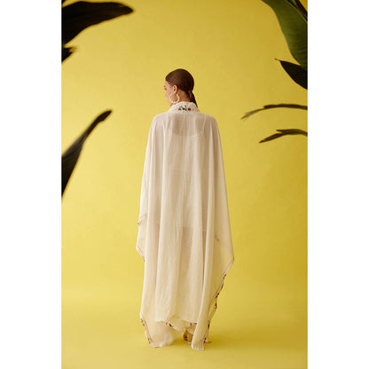 Nikasha Cream Kimono Sleeves Overgarment