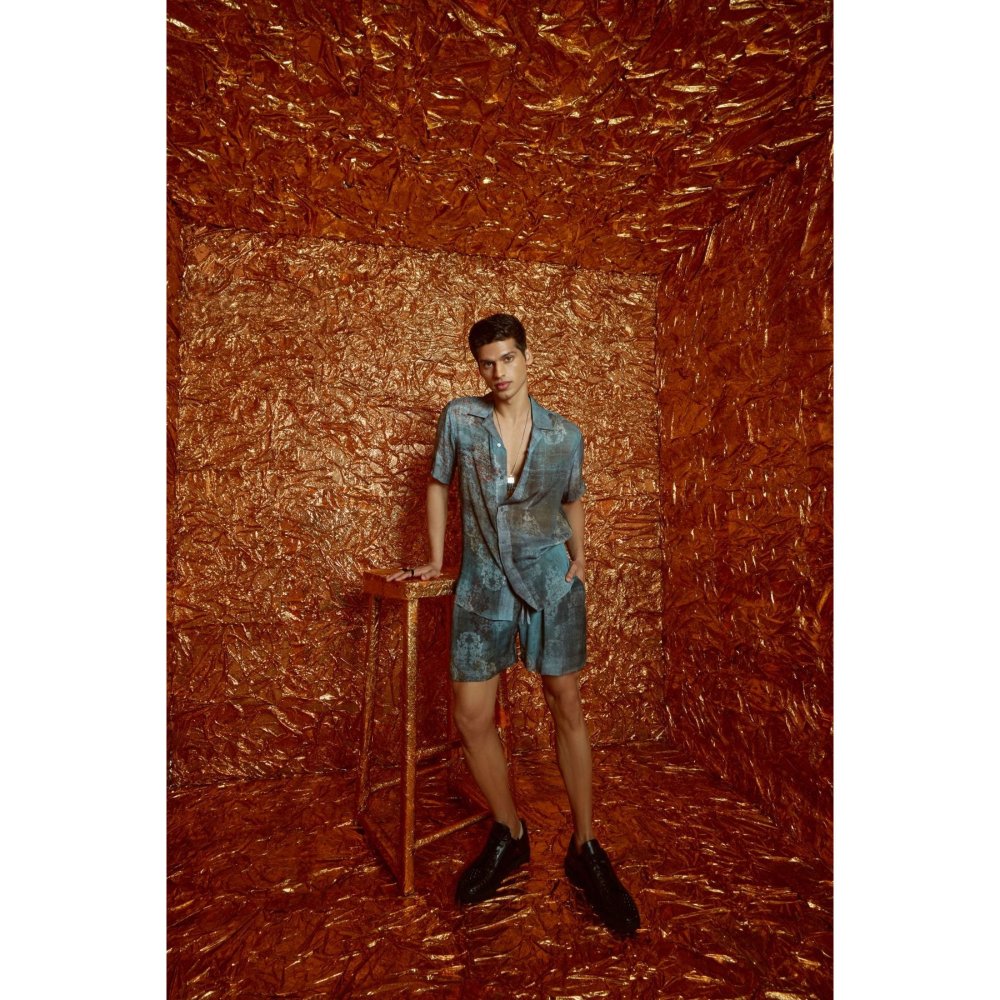 Nirmooha Blue Printed Shirt and Short