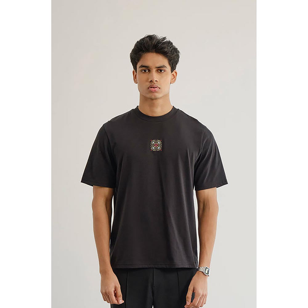 No Grey Area Vintage Jali T-Shirt In Black