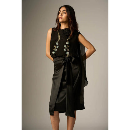 nona Black Lehr Scarf Top