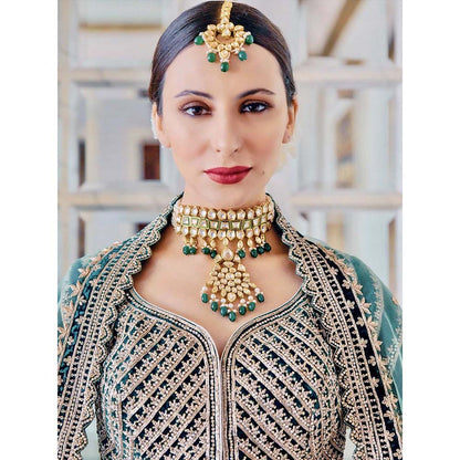Prerto Gold Plated Green Brunai Maang Tikka