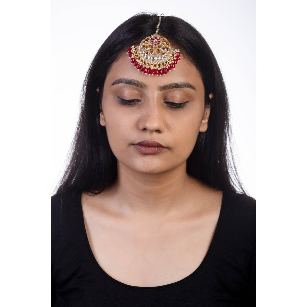 RIANA JEWELLERY Triangle Piece Tikka With Maroon Hangings