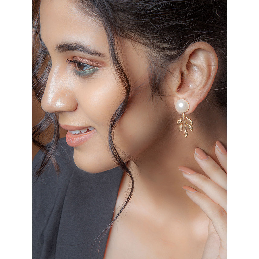 Suhani Pittie Gold Leaf Earrings With Pearls