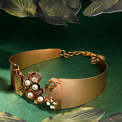 Suhani Pittie Amazonian Choker With Pearls