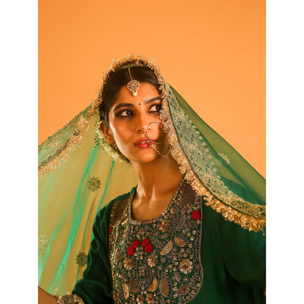 OHH CROW Green Straight Length Kurta with Pant and Dupatta (Set of 3)