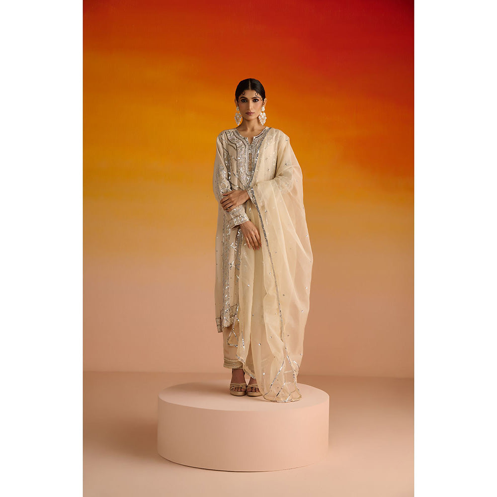 OHH CROW Beige Embroidered Crepe Kurta with Pant and Dupatta (Set of 3)