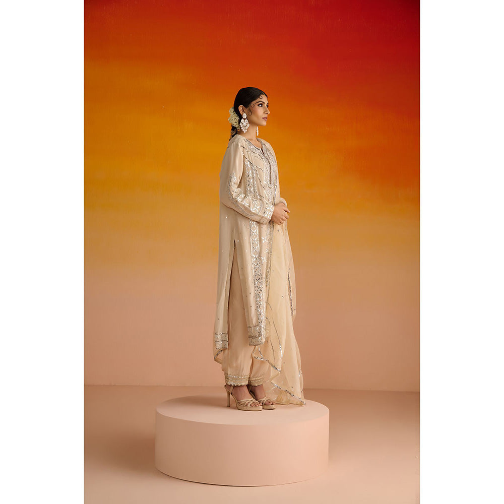 OHH CROW Beige Embroidered Crepe Kurta with Pant and Dupatta (Set of 3)