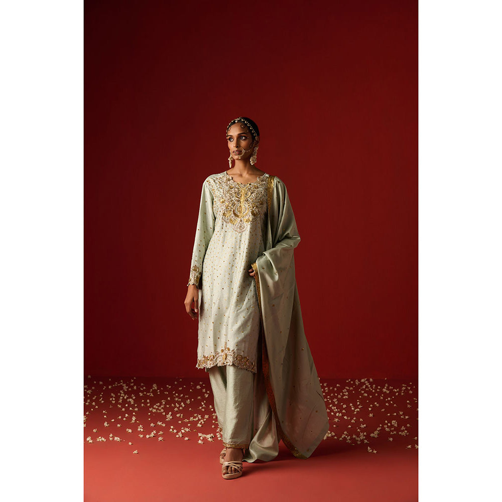 OHH CROW Green Embroidered Raw Silk Kurta with Pant and Dupatta (Set of 3)