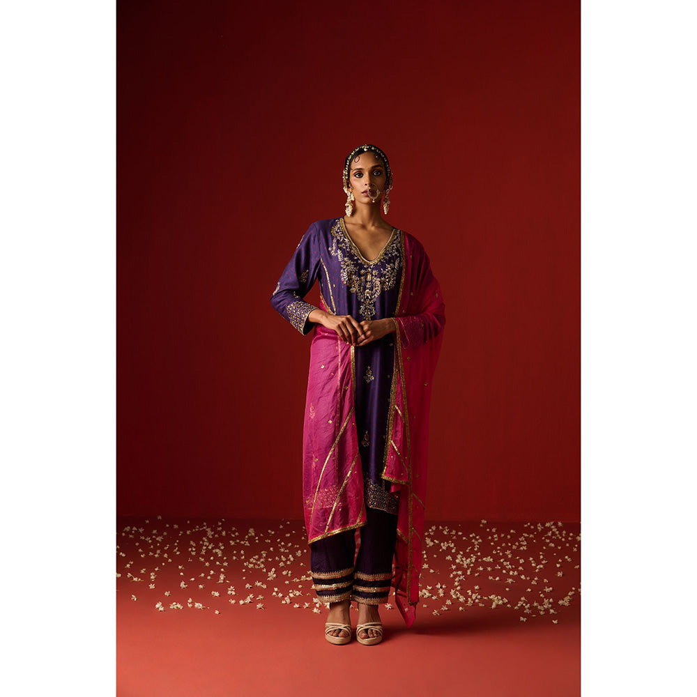 OHH CROW Purple Embroidered Chanderi Kurta with Pant and Dupatta (Set of 3)