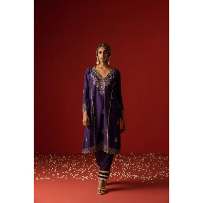 OHH CROW Purple Embroidered Chanderi Kurta with Pant and Dupatta (Set of 3)