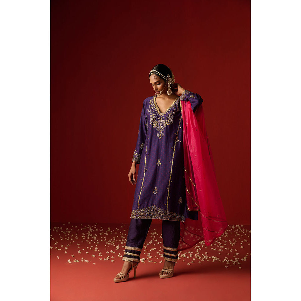 OHH CROW Purple Embroidered Chanderi Kurta with Pant and Dupatta (Set of 3)