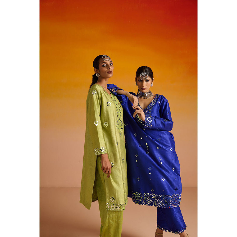 OHH CROW Blue Embroidered Raw Silk Kurta with Pant and Dupatta (Set of 3)