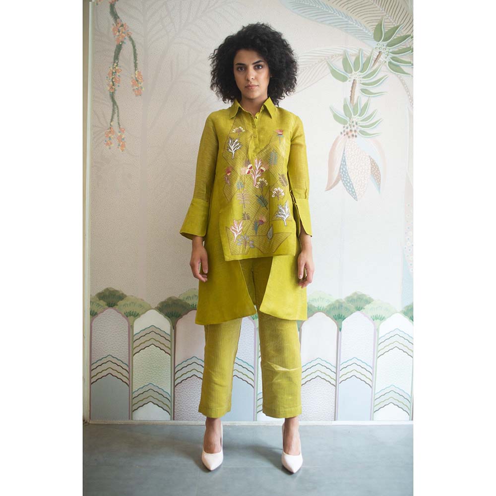 OJA Aurum Sap Green Kurta and Pant Co-Ord (Set of 2)