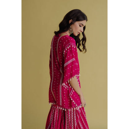 Old Marigold Alia Magenta Cotton Embroidered Kaftan