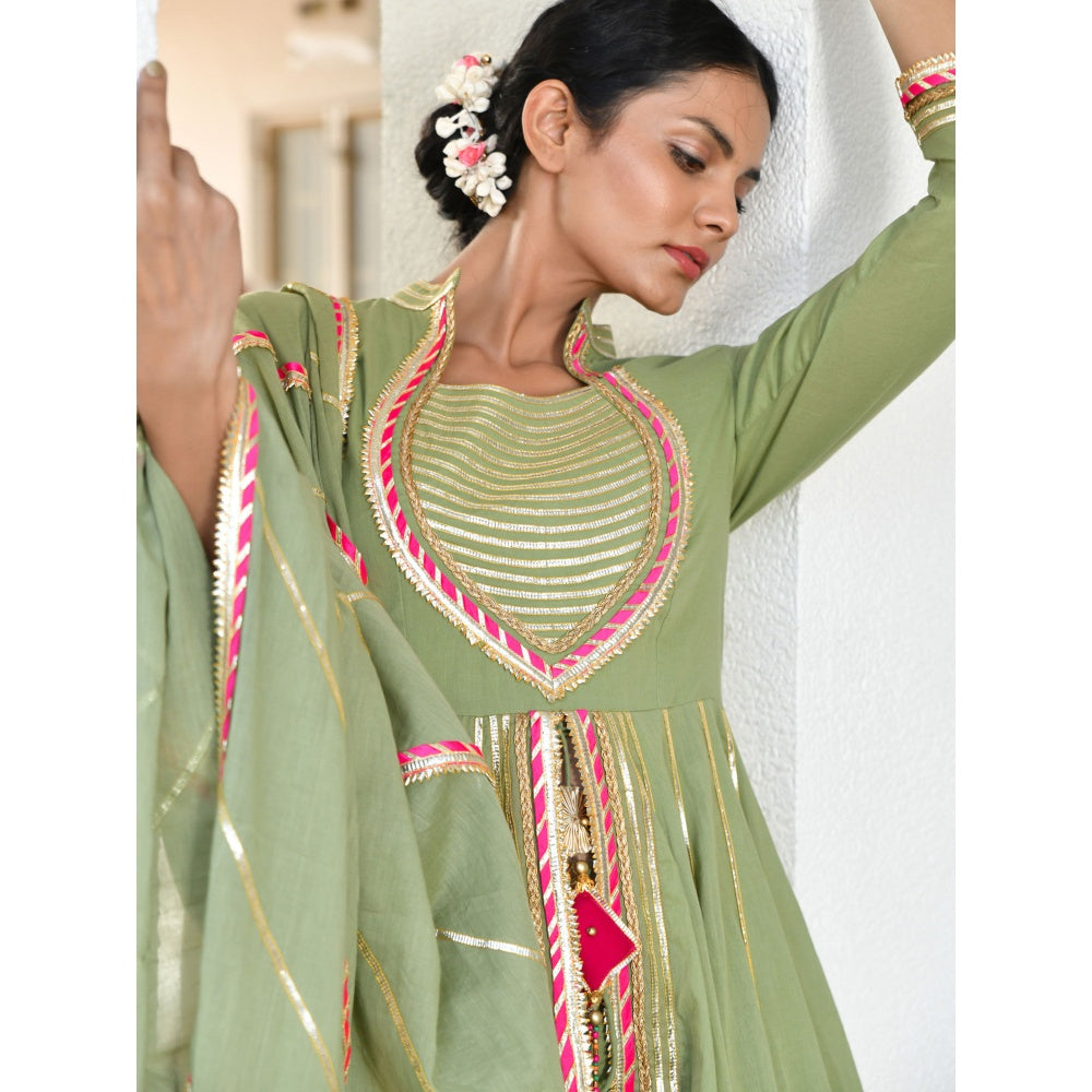 OMAANA Harit Meera Kurta Sharara Set (Set of 3)