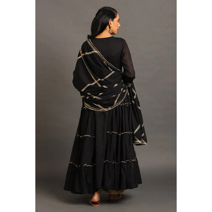 OMAANA Women Mulmul Black Kurta with Pant and Dupatta