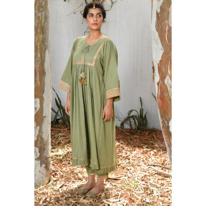 OMAANA Women Mulmul Green Kurta with Pant and Dupatta