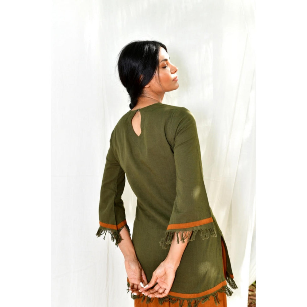 OMAANA Women Chanderi Green Kurta with Pant