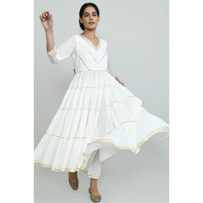 OMAANA Women Mulmul White Kurta with Pant and Dupatta
