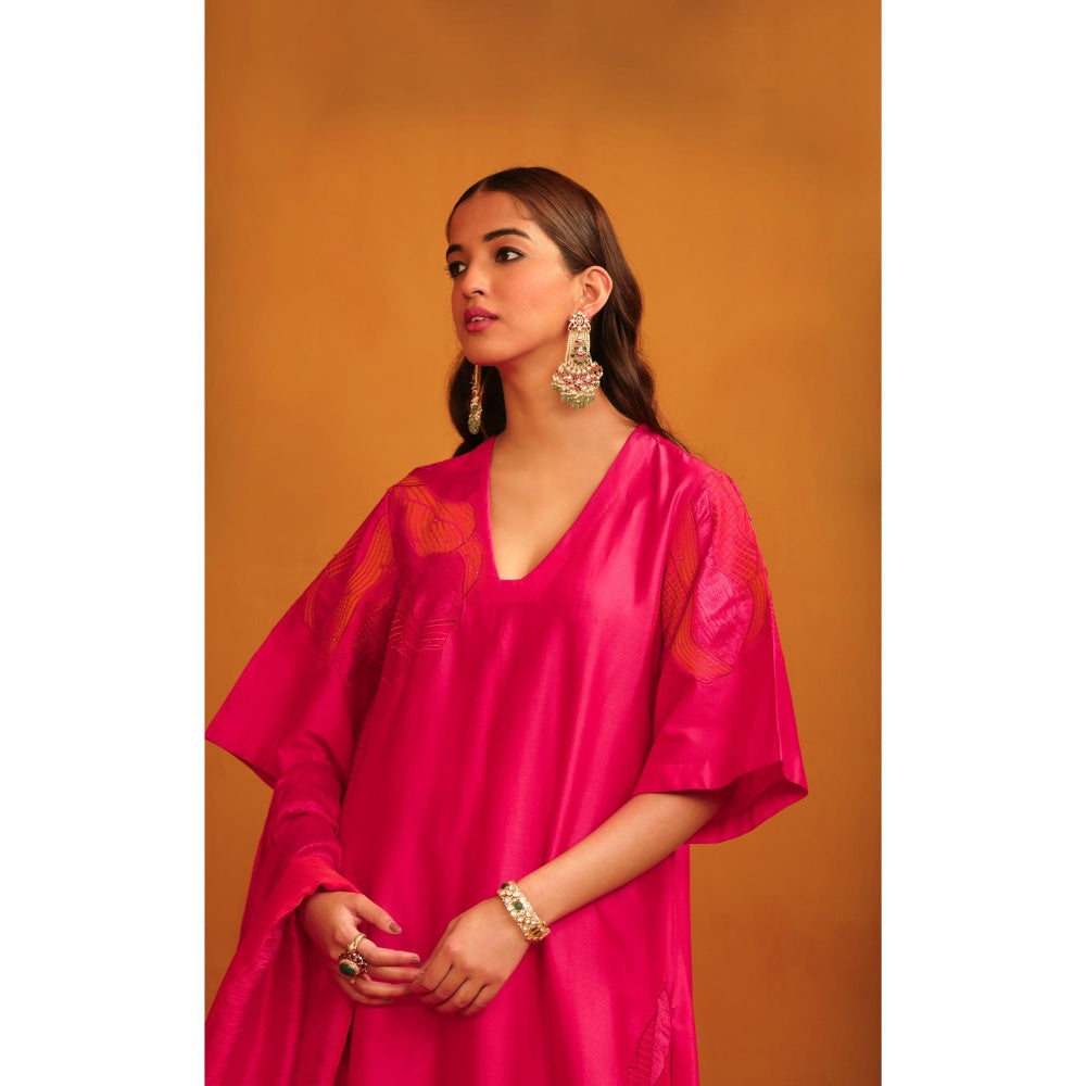 Omana by Ranjana Bothra Pink Jasmine Applique Kurta with Pant and Dupatta (Set of 3)