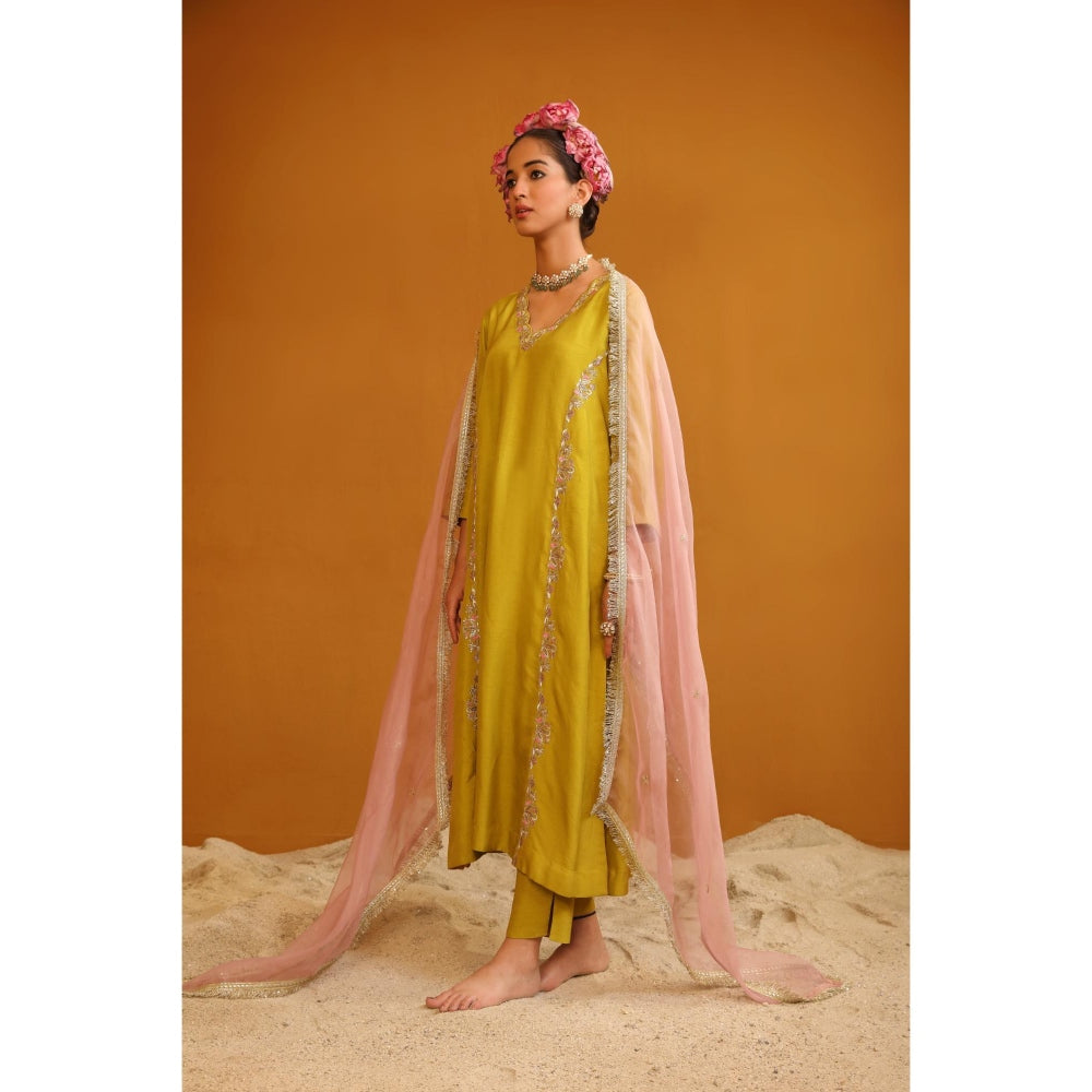 Omana by Ranjana Bothra Green Firoza Kurta with Pant and Dupatta (Set of 3)