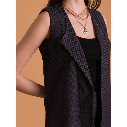 ORCR Dropmo Checks Half Sleeves Black Jacket with Pant (Set of 2)