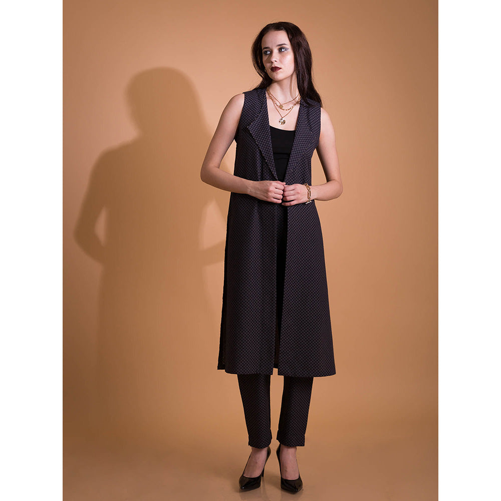 ORCR Dropmo Checks Half Sleeves Black Jacket with Pant (Set of 2)