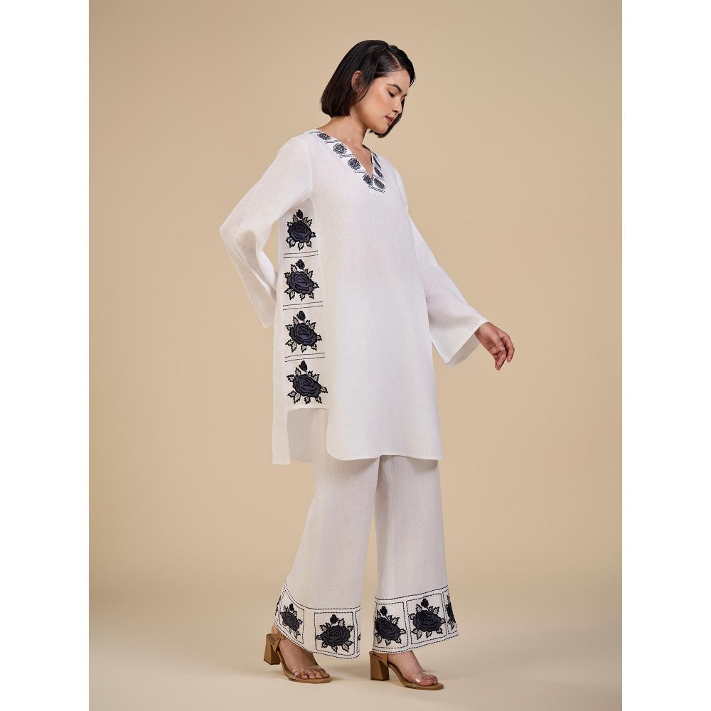ORIGANI Black and White Floral Embroidered Primrose Tunic with Pant (Set of 2)
