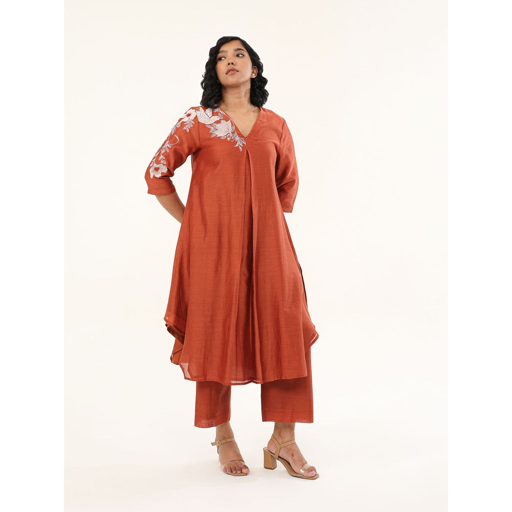 ORIGANI Hyacinth Halo Suit Kurta with Pant (Set of 2)