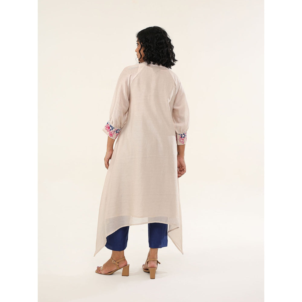 ORIGANI Tulip Twist Suit Kurta with Pant (Set of 2)