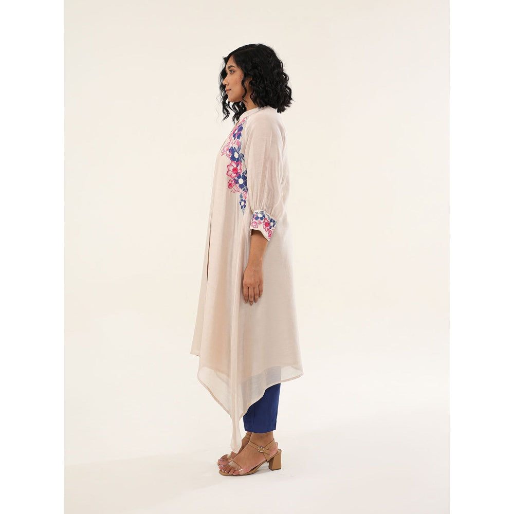 ORIGANI Tulip Twist Suit Kurta with Pant (Set of 2)