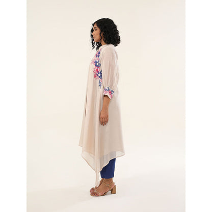 ORIGANI Tulip Twist Suit Kurta with Pant (Set of 2)