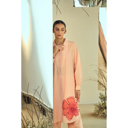 ORIGANI Peach Paradise Kurta with Pant (Set of 2)