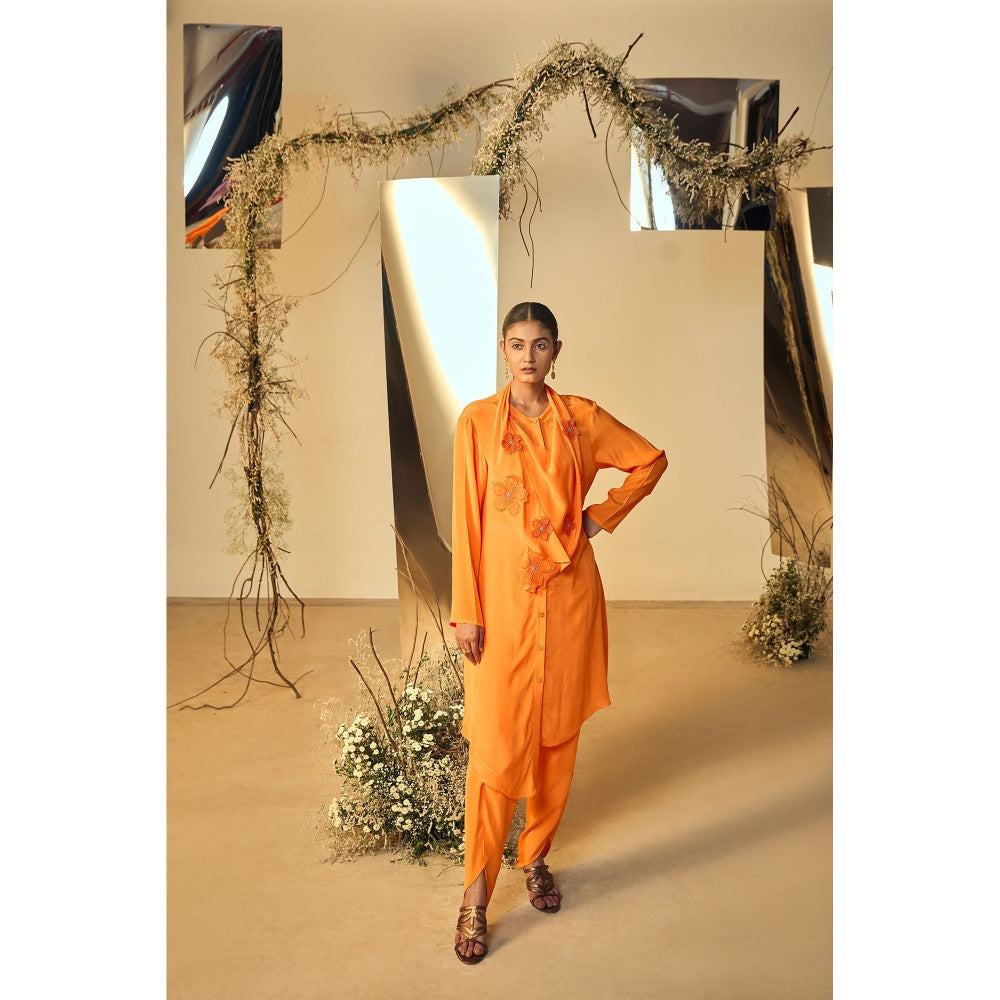 ORIGANI Sunkissed Suit Kurta with Pant (Set of 2)