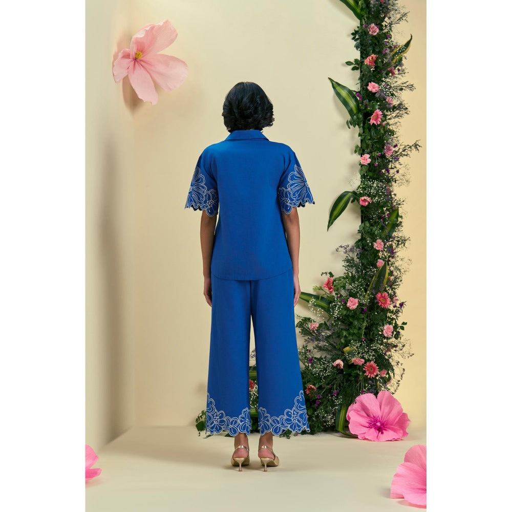 ORIGANI Women Blue Embroidered Regular Fit Co-Ord (Set of 2)