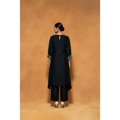 ORIGANI Black Chanderi Silk Round Neck Embroidered Kurta with Pant